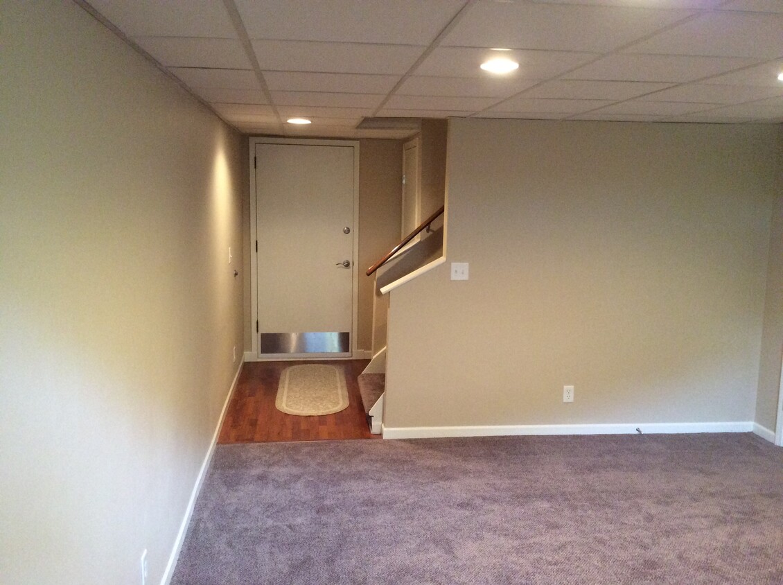 Primary Photo - 2515 W Madison St
