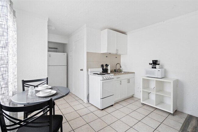 Foto del edificio - 913 NE 18th Ave