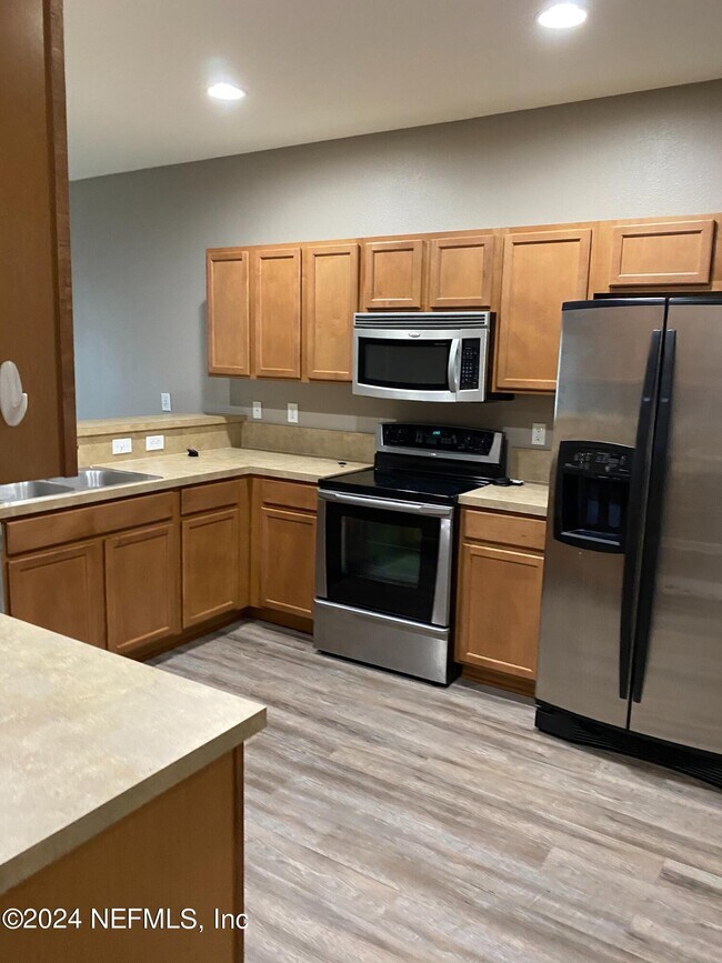 Foto del edificio - 3680 Creswick Cir