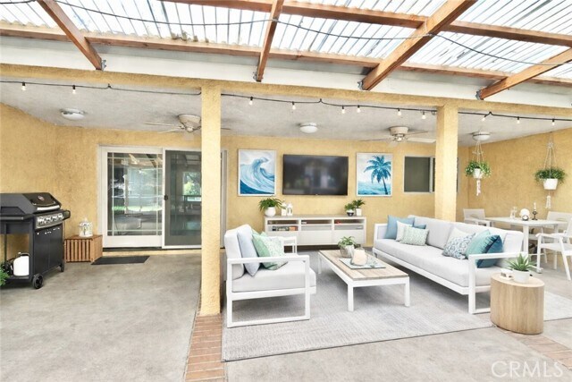 Building Photo - 17381 Canyon Heights Dr