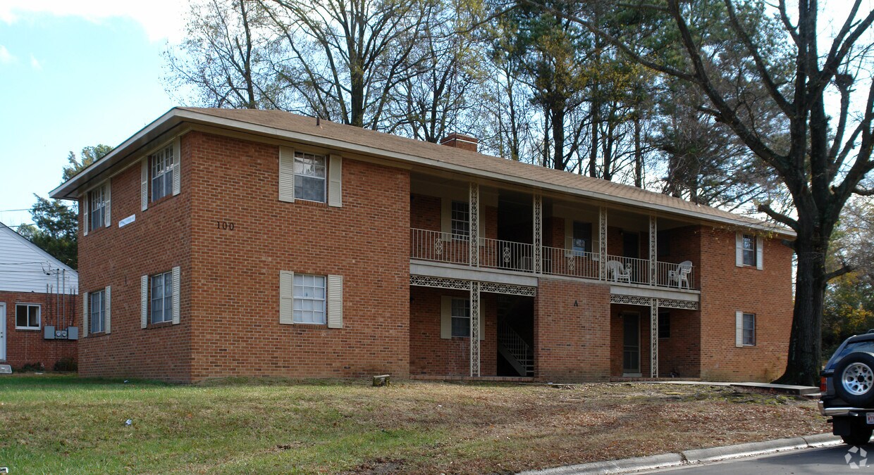 Foto principal - 100 E Channing Ave
