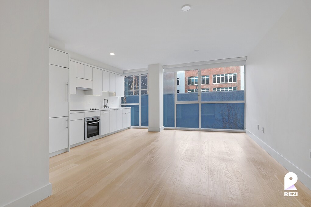 Foto principal - 570 Jessie St