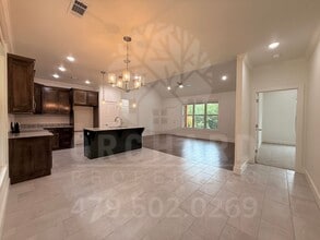 Building Photo - 11 Shetland Cir