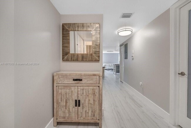 Photo - 1532 Drexel Ave Apartment