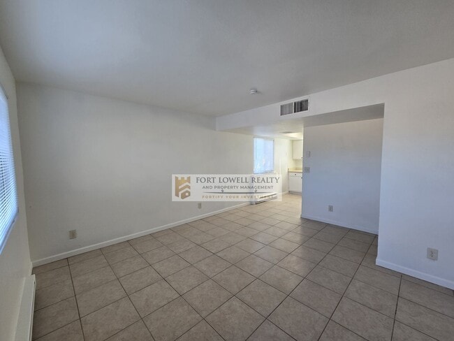 Building Photo - Casa Guadalupe Presents Two Bedroom End Unit