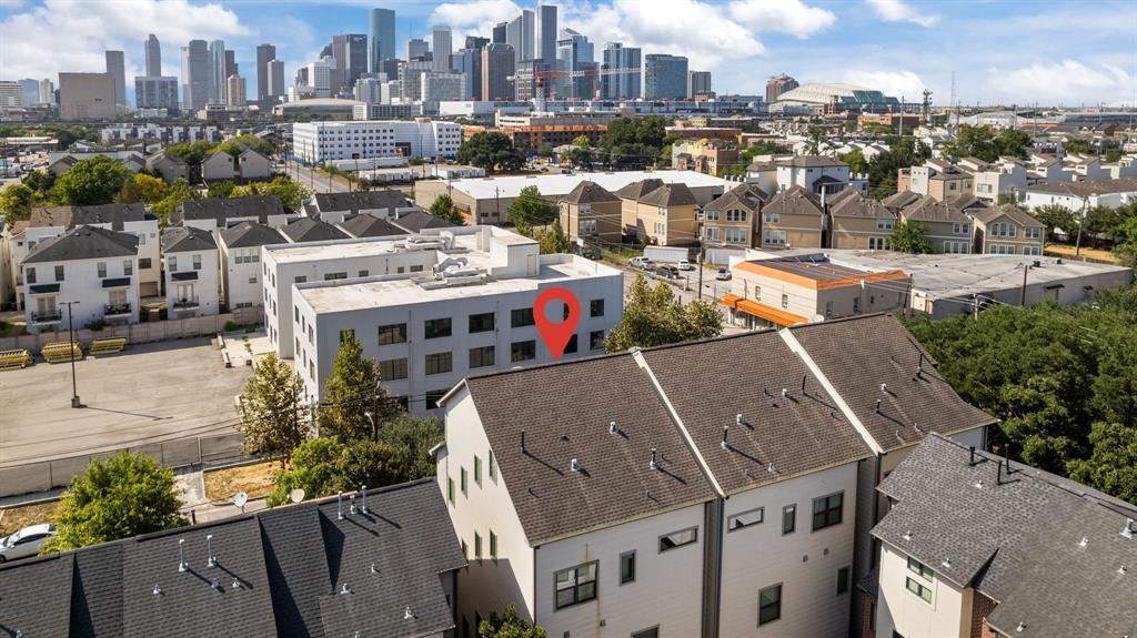 Foto principal - 1613 Delano St