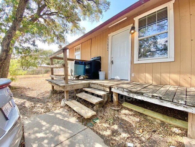 Building Photo - 7394 Cottonwood Creek Rd