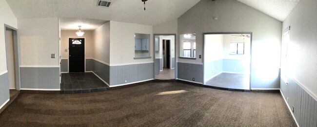 Foto del edificio - 6349 Hunters Glen Dr
