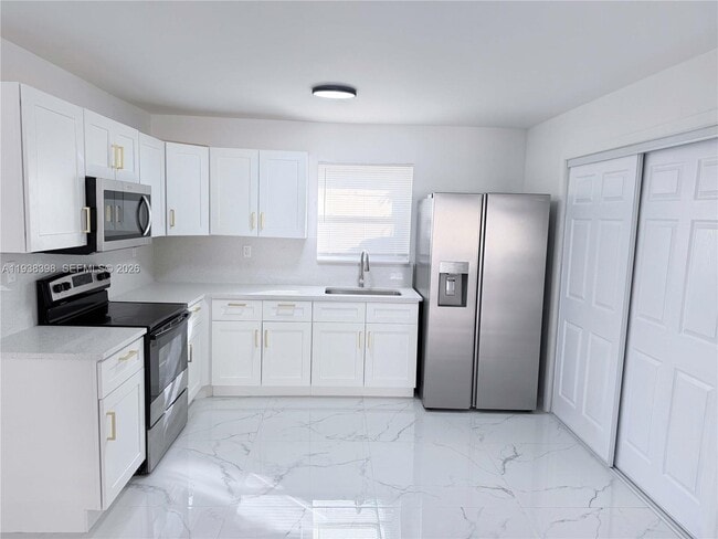 Foto del edificio - 133 SE 2nd Ave