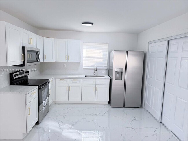 Foto del edificio - 133 SE 2nd Ave