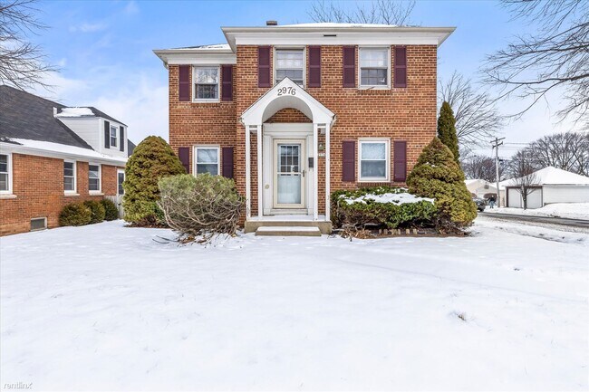 Foto del edificio - 2 br, 1 bath Duplex - 2976 South 48th Street