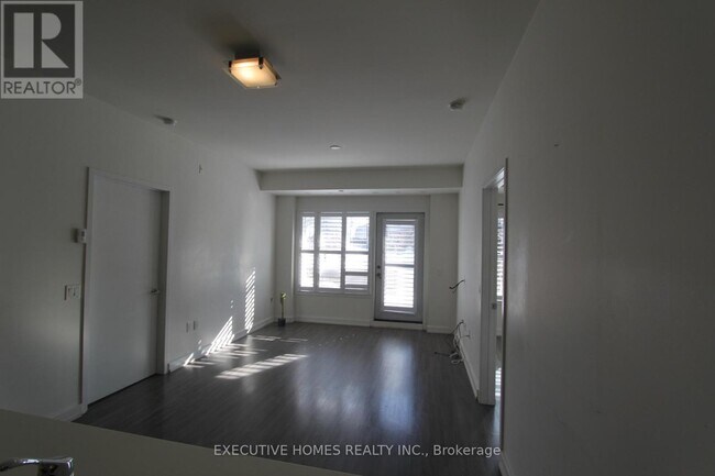 Building Photo - 5035 Harvard Rd