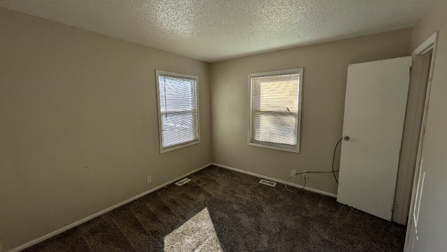 Building Photo - 9525 Booth Ave