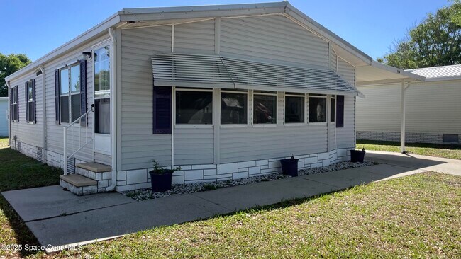 Foto del edificio - 1204 Calusa Dr