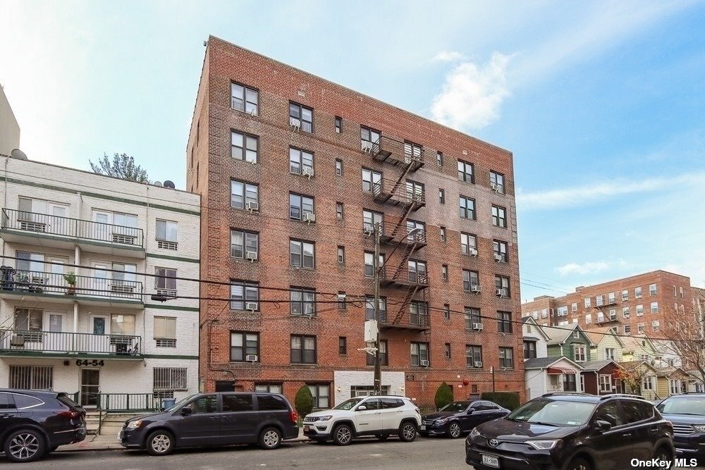 Primary Photo - 64-48 Booth St