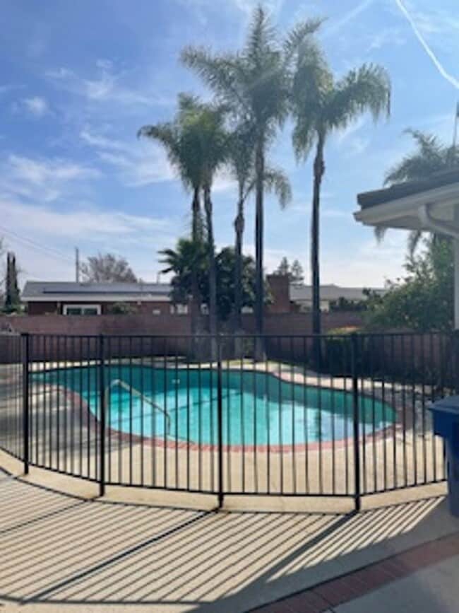 Building Photo - Beautifully Renovated House In Prime Arcad...