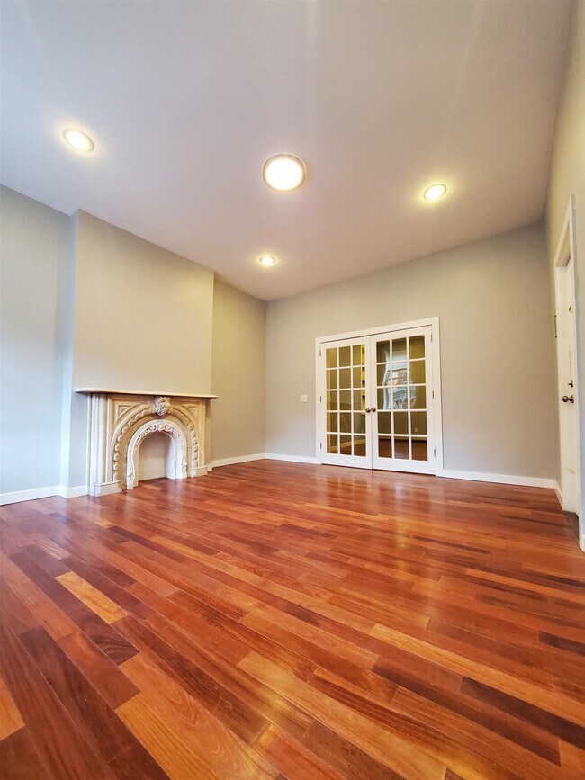 436 Jersey Ave Unit 1, Jersey City, NJ 07302 Room for Rent in Jersey City, NJ