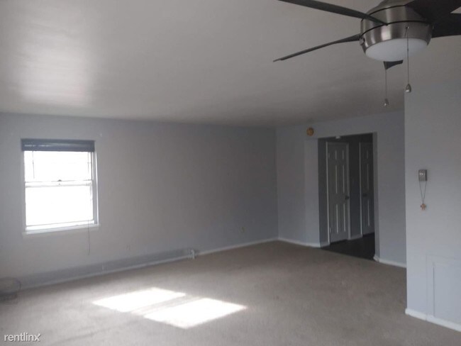Foto del edificio - 13801 Cedar Rd
