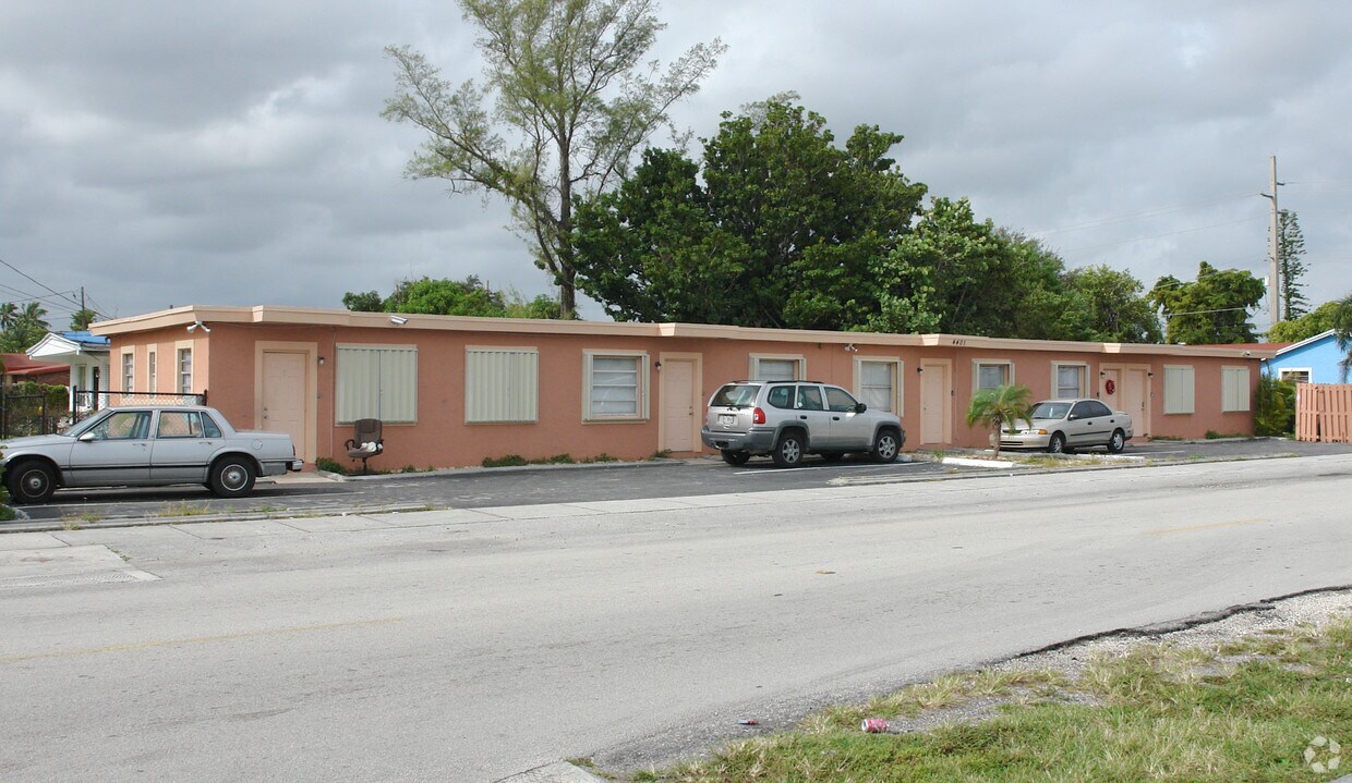 Foto del edificio - 4401 SW 20th St
