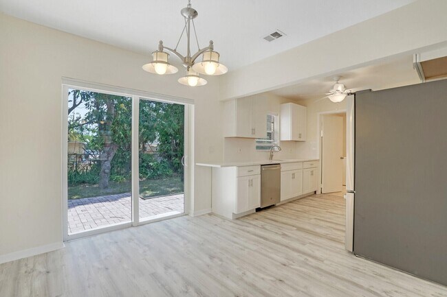 Foto del edificio - 3800 Calvin Ave