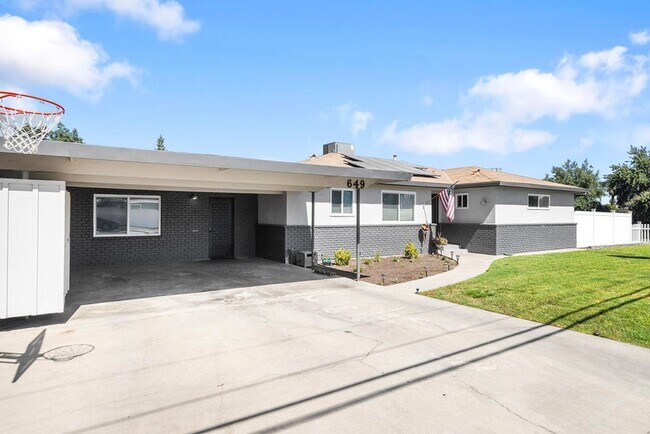 Building Photo - 649 Bonita Dr