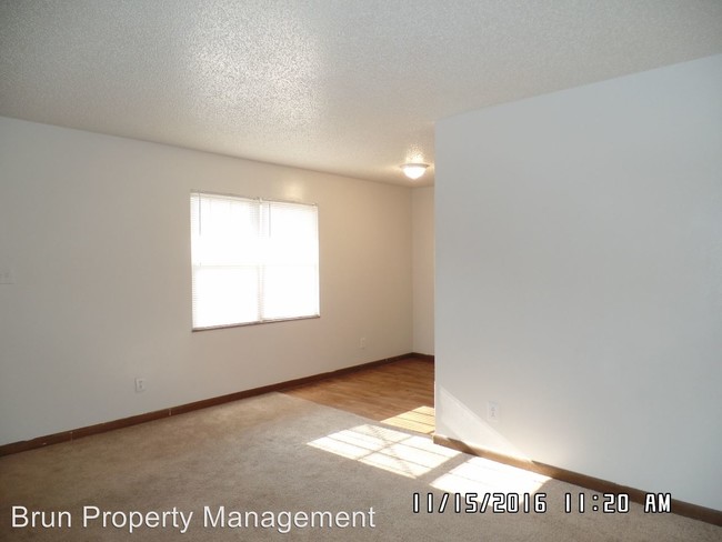 Building Photo - 131 Overbrook Dr