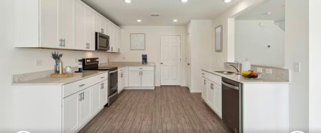 Building Photo - 801 Breakwater Dr