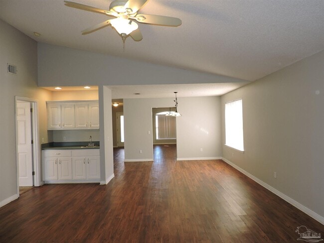 Foto del edificio - 1897 Gulf Bay Ln