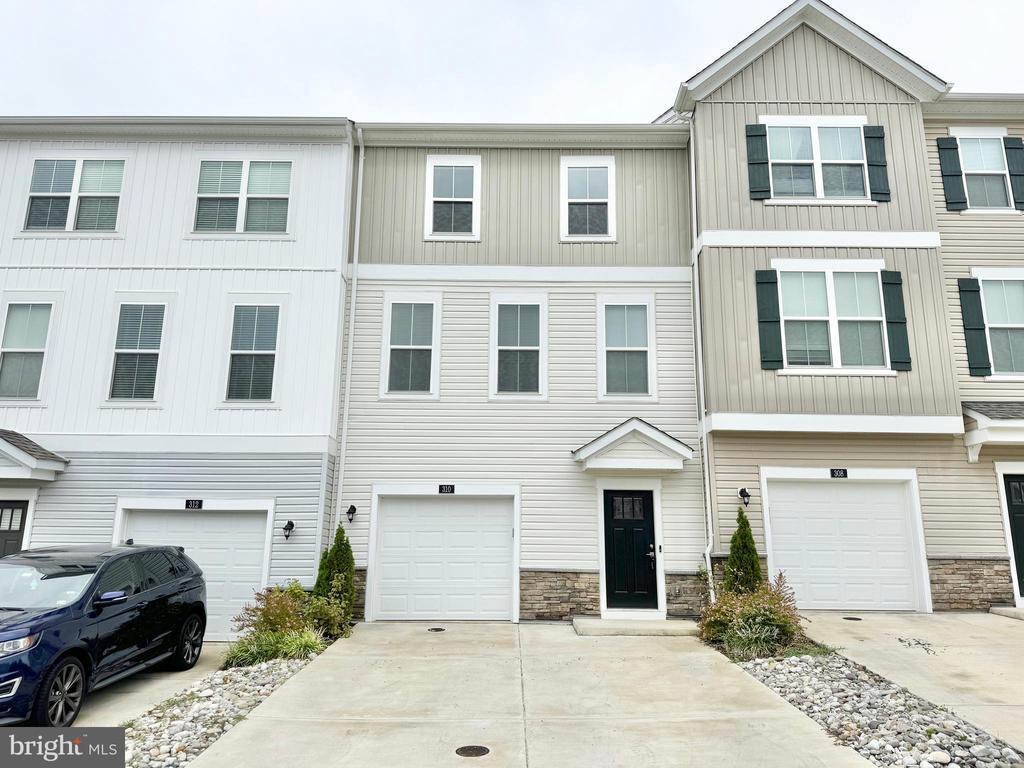 Foto principal - 310 Red Currant Wy