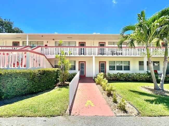 Building Photo - 3 Ventnor A Dr