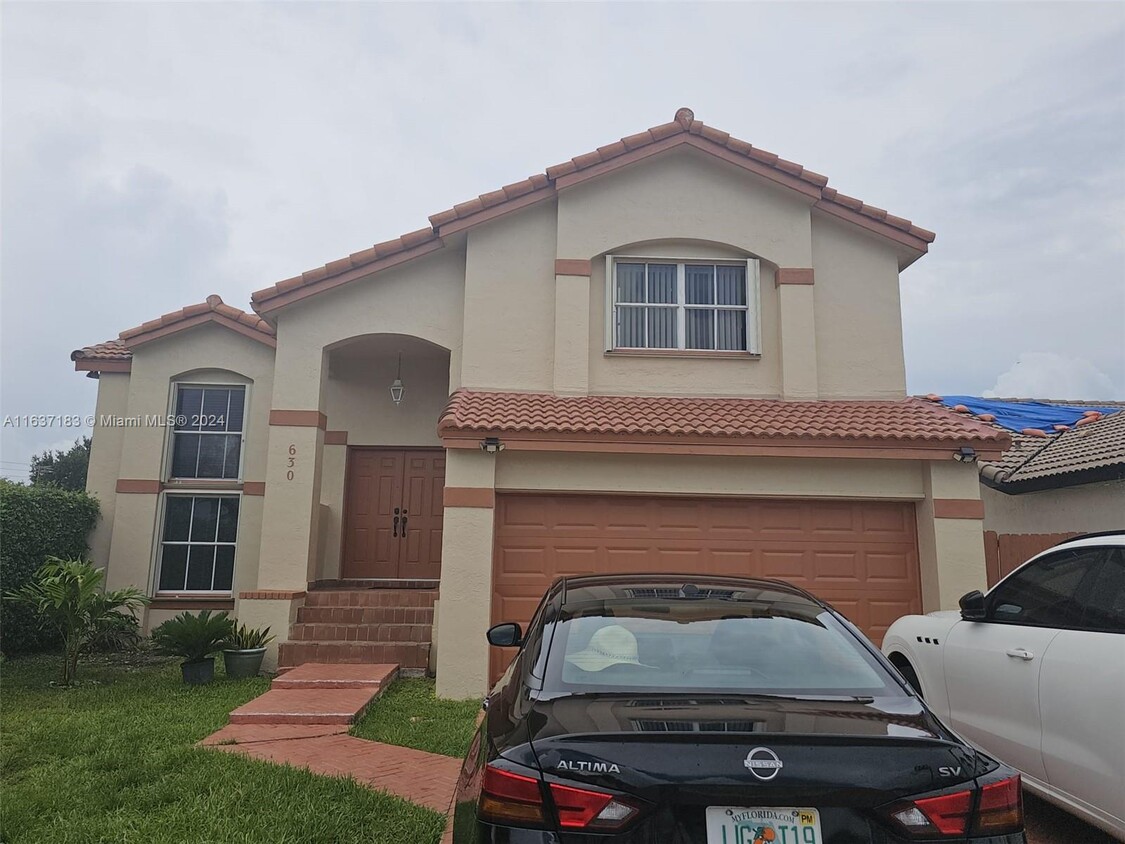 Foto principal - 630 NW 133rd Ct