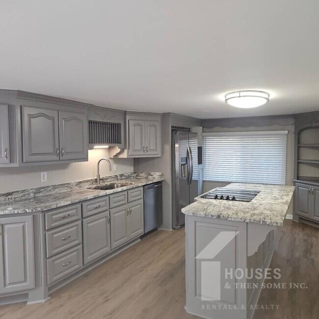 Foto del edificio - 102 Pierce Cook Rd