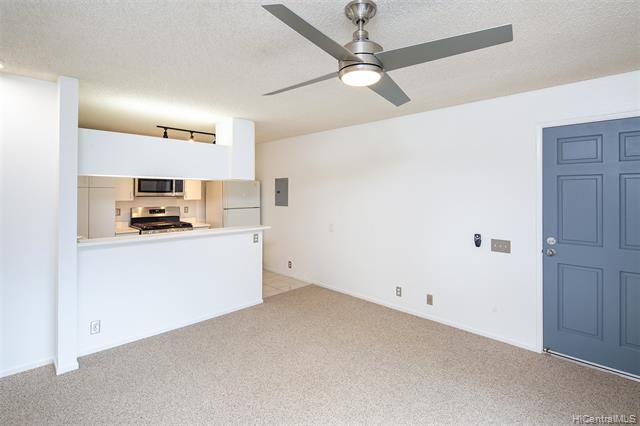 Building Photo - 91-261-261 Hanapouli Cir
