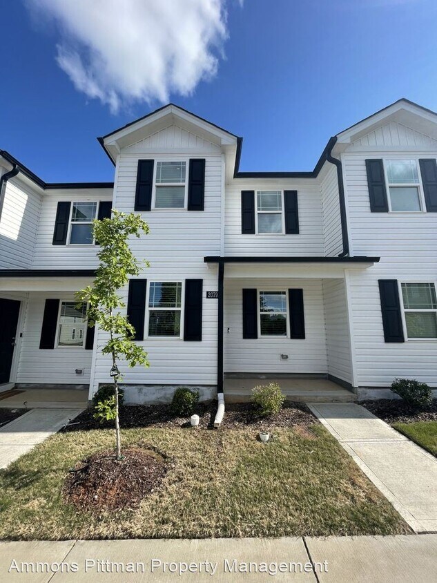 Primary Photo - 2 br, 2.5 bath House - 2079 Wiggins Village