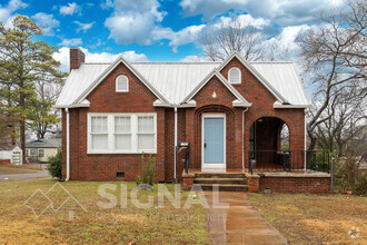 Building Photo - 1400 45th St Ensley