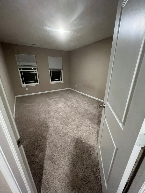 Foto del edificio - 956 Fred Ln