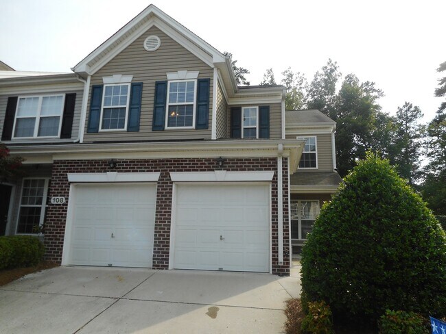 Foto del edificio - Beautiful Townhouse in Jamestown NC