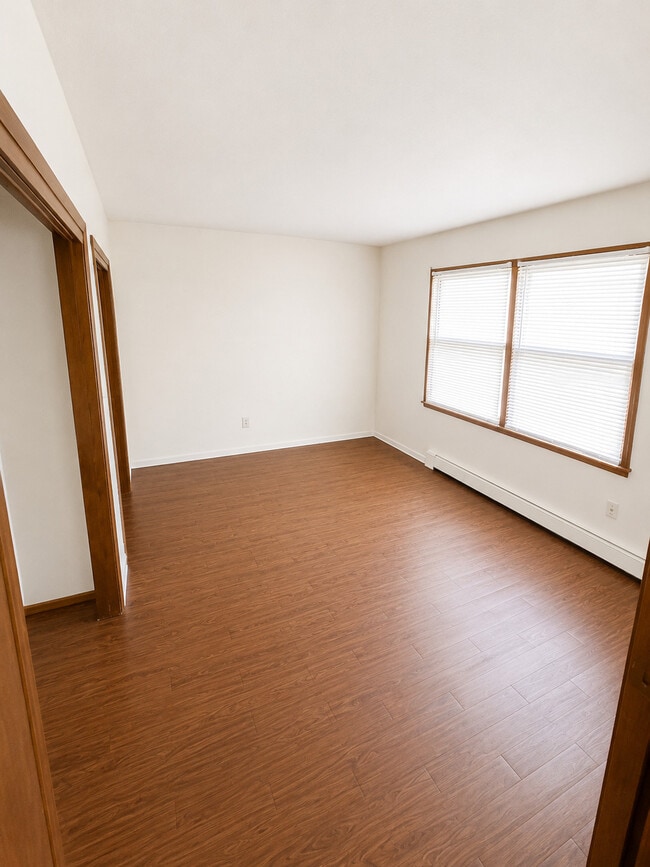 Building Photo - Chapel Drive Apartments