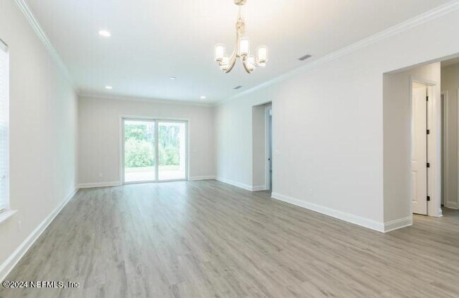 Building Photo - 141 Rockhurst Trl