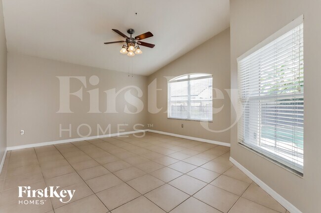 Foto del edificio - 2202 Cattleman Dr