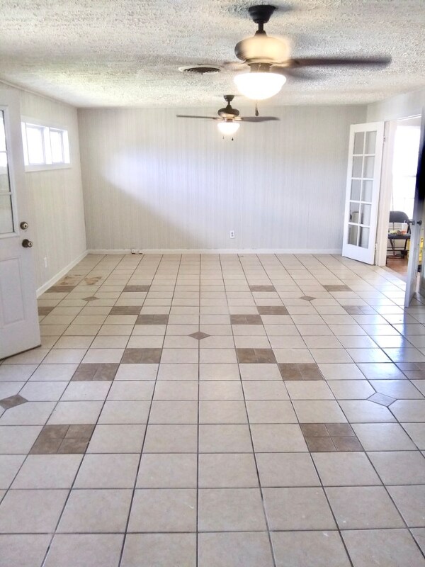 Foto principal - 316 N Wanda Dr