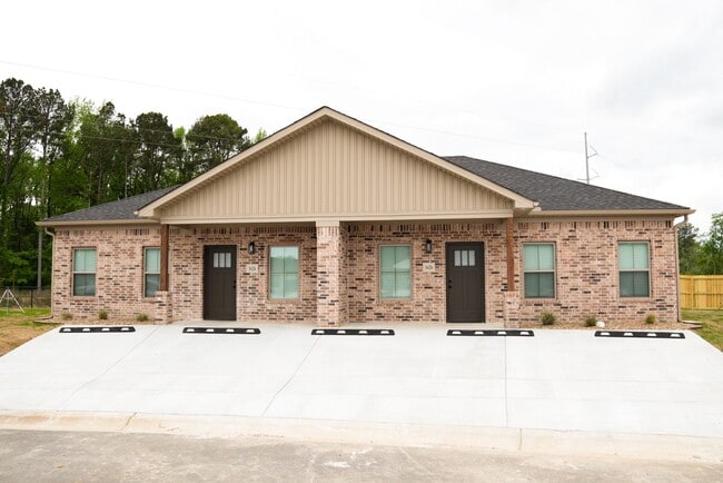 Building Photo - 1604 Crosswood Ct