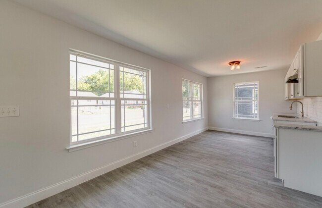 Foto del edificio - 1413 N Orchard Knob Ave