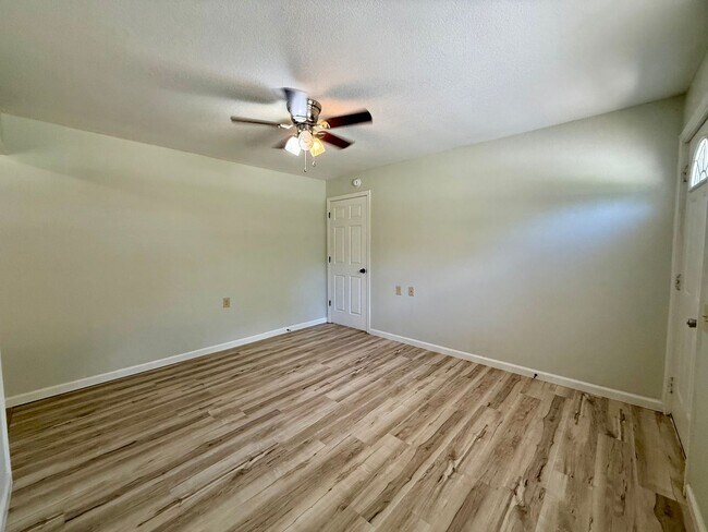 Foto del edificio - 204 N 16th Ave