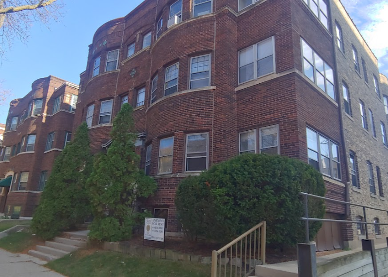 Primary Photo - 1041 E Knapp St