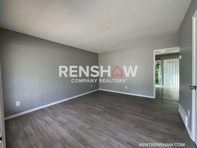 Foto del edificio - Register your account with Rently to sched...