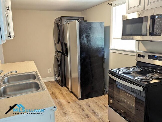 Building Photo - 1115 Fargo St