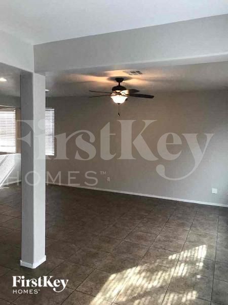 Building Photo - 7763 Weavercrest Ct