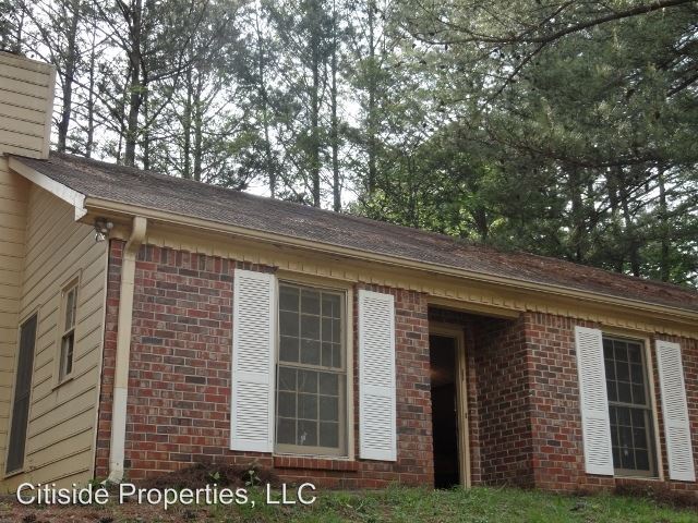Primary Photo - 2870 Lakemont Dr SW