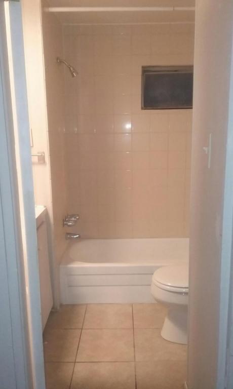 Foto del edificio - 5022 East broadway